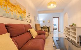 Apartamento Mundo Mencia - 3 Dormitorios En Triana