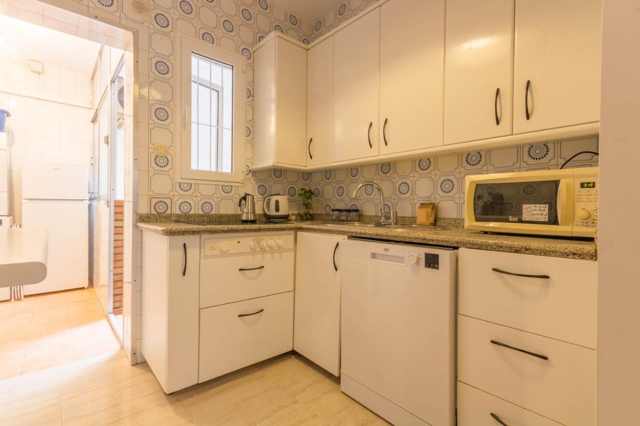 Apartamento Mundo Mencia - 3 Dormitorios En Triana Sevilla Exterior foto
